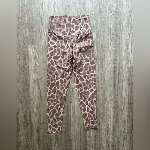 ♥️ OFFLINE Real Me High Waisted Legging - Picture 6 of 10